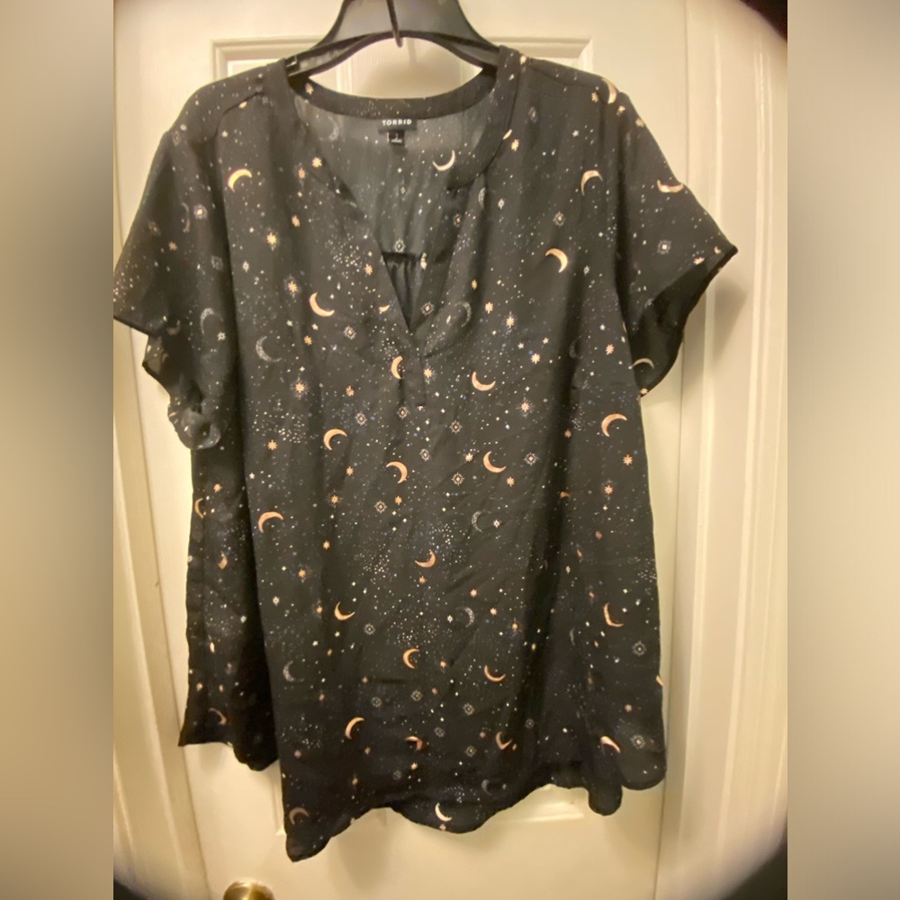 Torrid Celestial Print Women's Top